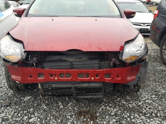 1FADP3N26EL180265 - 2014 FORD FOCUS TITA RED photo 9