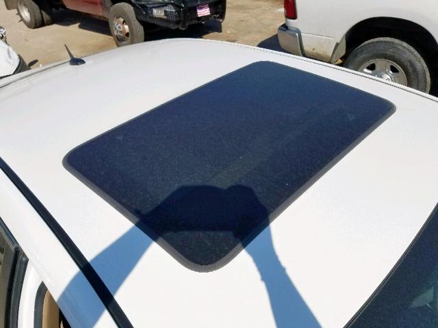 1G1ZE5EB8AF214158 - 2010 CHEVROLET MALIBU LTZ თეთრი ფოტო 9