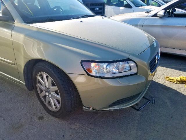 YV1MS382X82397262 - 2008 VOLVO S40 2.4I GREEN photo 9