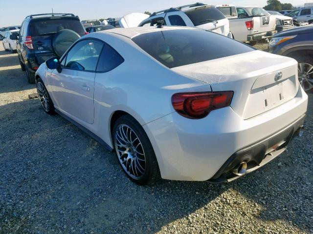 JF1ZNAA11D2714578 - 2013 TOYOTA SCION FR-S WHITE photo 3