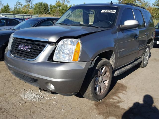 1GKFK13008R138879 - 2008 GMC YUKON GRAY photo 2