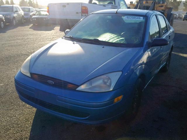 1FAHP33PXYW158837 - 2000 FORD FOCUS LX BLUE photo 2