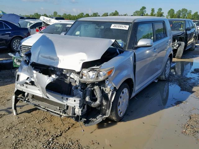 JTLZE4FE1FJ077017 - 2015 TOYOTA SCION XB Silber Foto 2