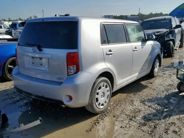 JTLZE4FE1FJ077017 - 2015 TOYOTA SCION XB Silber Foto 4