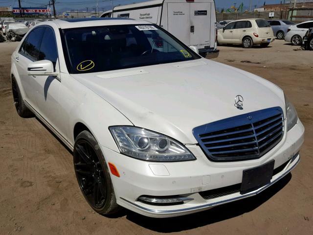 WDDNG7DB4DA529933 - 2013 MERCEDES-BENZ S 550 WHITE photo 1