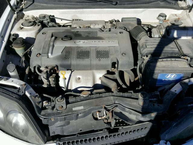 KMHHN65D43U069480 - 2003 HYUNDAI TIBURON SE WHITE photo 7