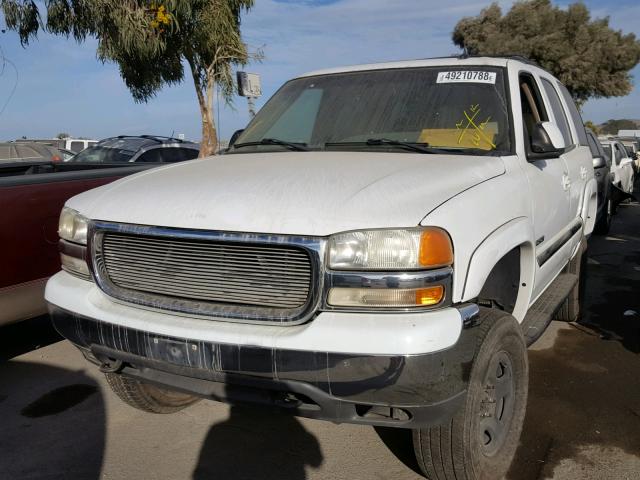 1GKEK13T82J333916 - 2002 GMC YUKON WHITE photo 2