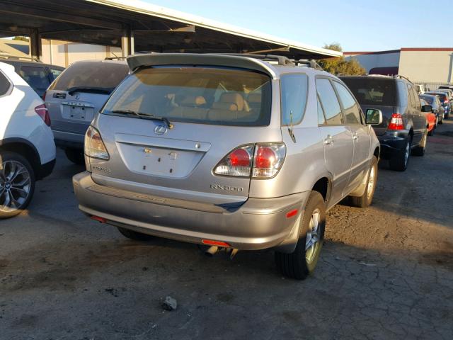 JTJGF10U520133374 - 2002 LEXUS RX 300 SILVER photo 4