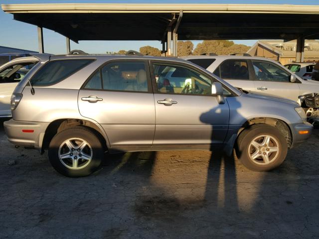 JTJGF10U520133374 - 2002 LEXUS RX 300 SILVER photo 9