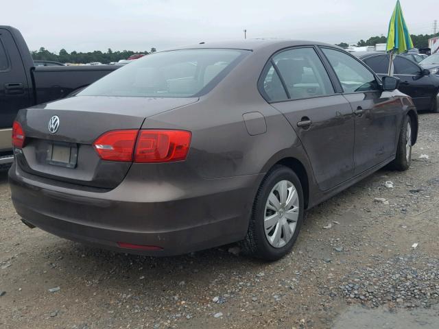 3VW2K7AJ6BM379490 - 2011 VOLKSWAGEN JETTA BASE BROWN photo 4