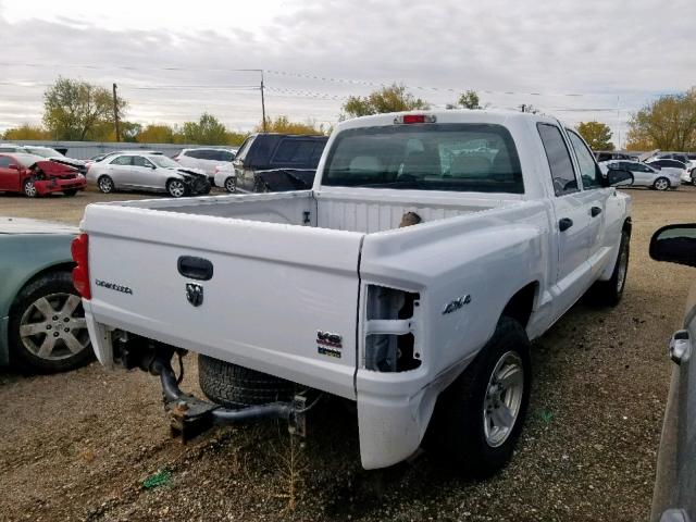 1D3HW38NX8S581629 - 2008 DODGE DAKOTA SXT WHITE photo 4