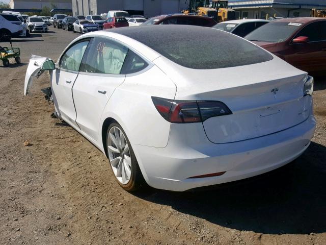 5YJ3E1EBXKF421968 - 2019 TESLA MODEL 3 WHITE photo 3