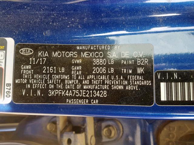 3KPFK4A75JE213428 - 2018 KIA FORTE LX BLUE photo 10