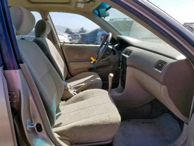 1Y1SK52832Z424317 - 2002 CHEVROLET GEO PRIZM 金色 照片 5