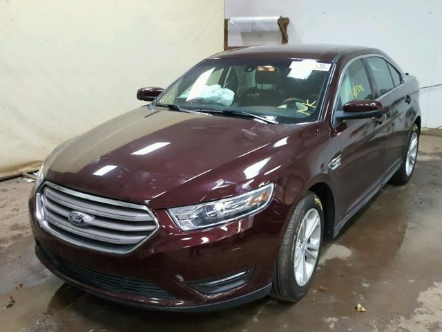 1FAHP2E87JG123298 - 2018 FORD TAURUS SEL MAROON photo 2