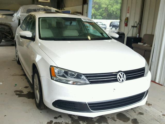 3VWLL7AJ7DM385674 - 2013 VOLKSWAGEN JETTA TDI WHITE photo 1