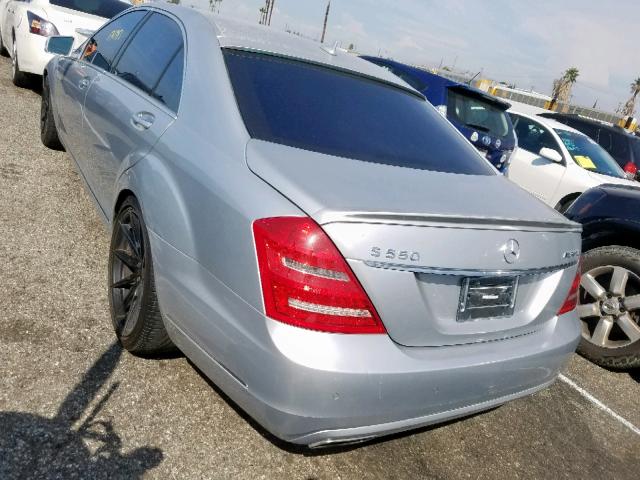 WDDNG7BB2BA367896 - 2011 MERCEDES-BENZ S 550 SILVER photo 3