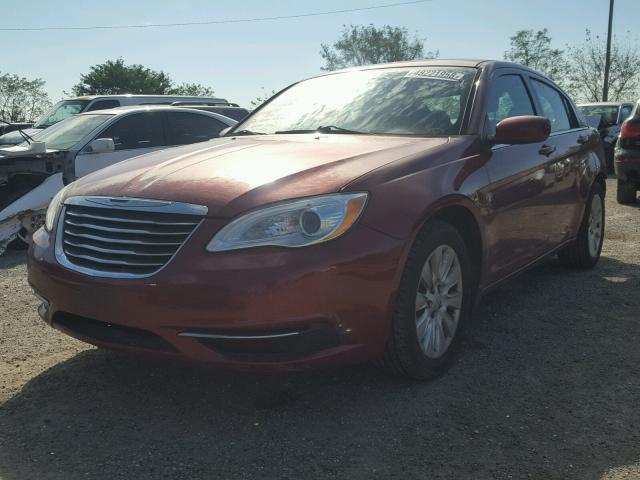 1C3CCBAB5CN320121 - 2012 CHRYSLER 200 LX RED photo 2