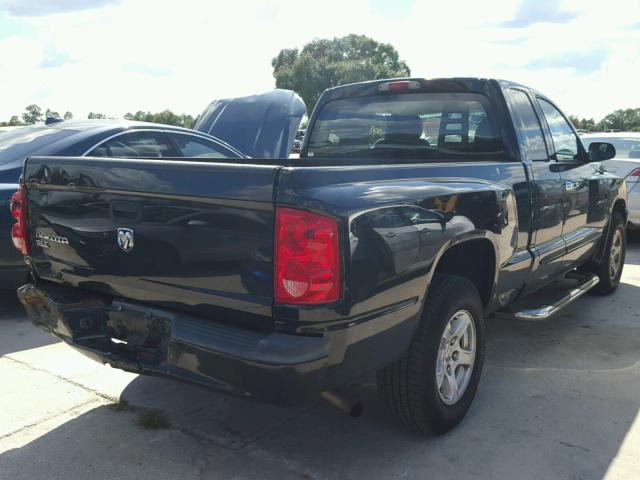 1D7HE42K15S329592 - 2005 DODGE DAKOTA SLT BLACK photo 4