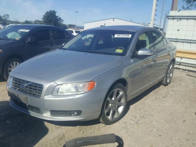 YV1AS982091094200 - 2009 VOLVO S80 3.2 SILVER photo 2