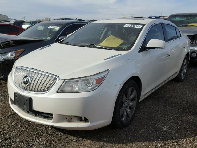 1G4GD5GG4AF272905 - 2010 BUICK LACROSSE C WHITE photo 2