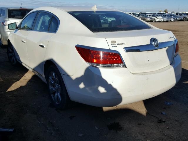 1G4GD5GG4AF272905 - 2010 BUICK LACROSSE C WHITE photo 3