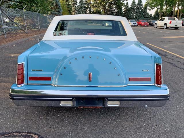 1MRBP96FXCY677158 - 1982 LINCOLN MARK VI BLUE photo 5