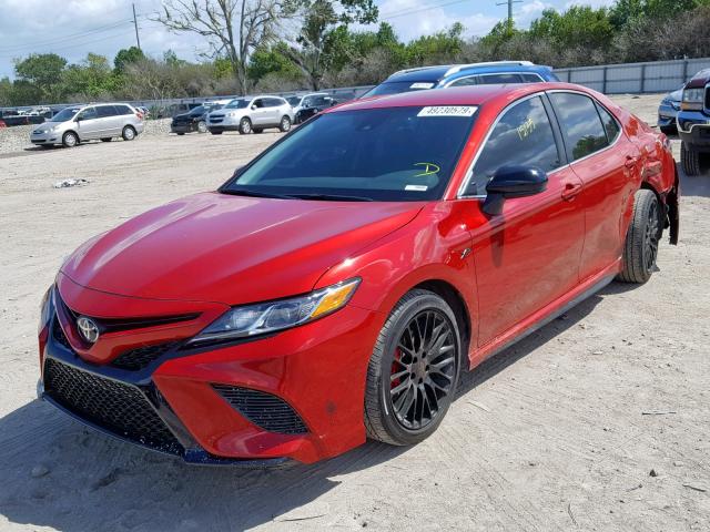 4T1B11HK8KU173595 - 2019 TOYOTA CAMRY L RED photo 2