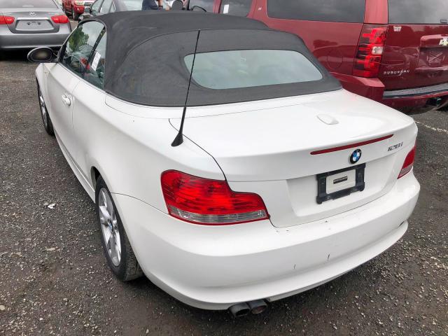 WBAUN13598VH80417 - 2008 BMW 128 I WHITE photo 3