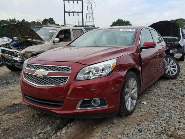 1G11H5SA6DF324937 - 2013 CHEVROLET MALIBU LTZ წითელი ფოტო 2