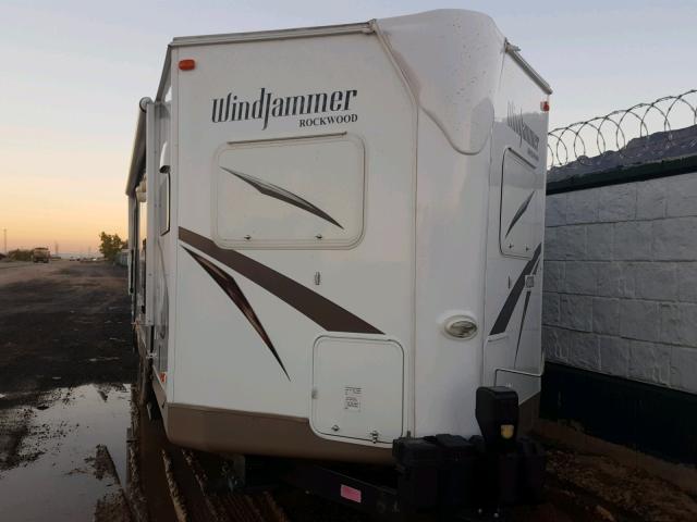 4X4TRLF27F1865137 - 2015 ROCK WINDJAMMER WHITE photo 1