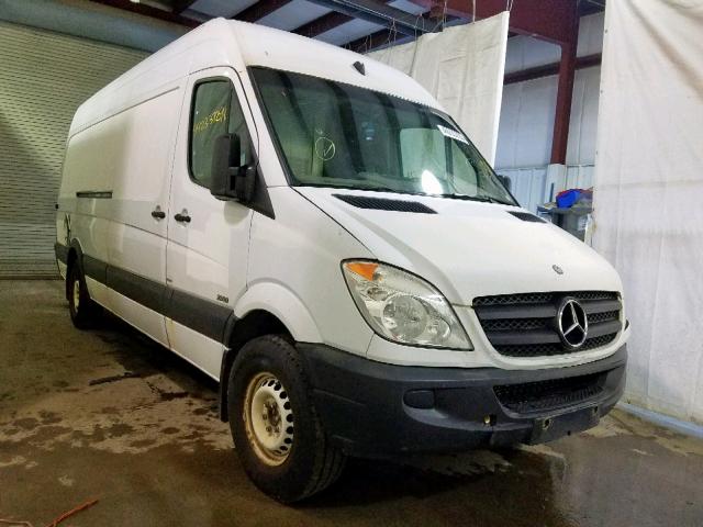 WD3PE8CB4B5586553 - 2011 MERCEDES-BENZ SPRINTER 2 WHITE photo 1