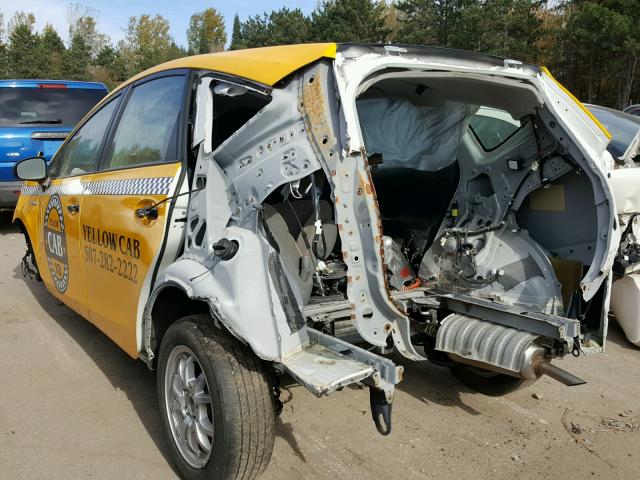 JTDZN3EU3FJ029355 - 2015 TOYOTA PRIUS V YELLOW photo 3