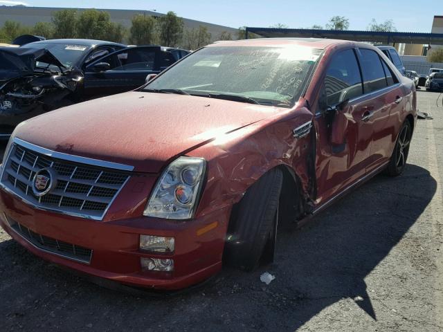 1G6DZ67AX90169256 - 2009 CADILLAC STS RED photo 2