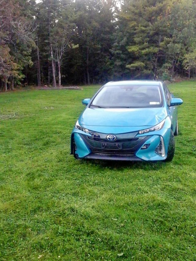 JTDKARFP2H3039116 - 2017 TOYOTA PRIUS PRIM 蓝色 照片 9