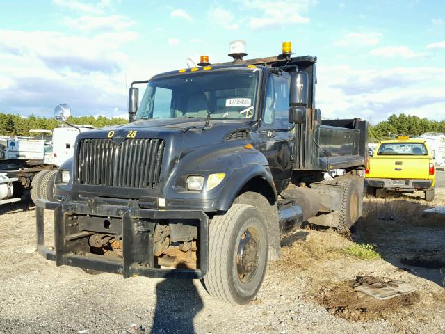 1HTWZAHR75J034031 - 2005 INTERNATIONAL 7000 7600 BLACK photo 2