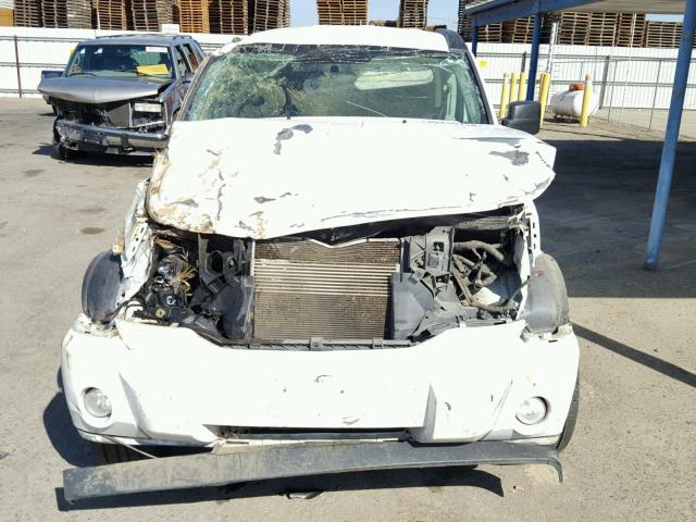 1D4PT4GK2BW556351 - 2011 DODGE NITRO HEAT WHITE photo 9