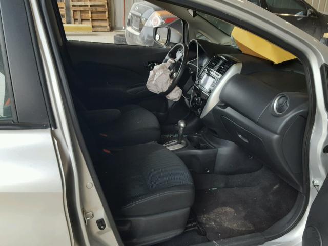 3N1CE2CP5GL352770 - 2016 NISSAN VERSA NOTE SILVER photo 5