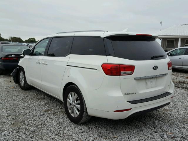 KNDMB5C1XH6247046 - 2017 KIA SEDONA LX WHITE photo 3