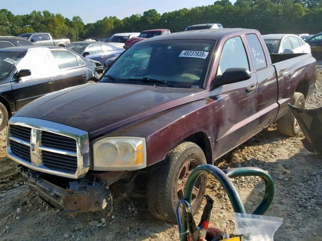 1D7HE42K35S163320 - 2005 DODGE DAKOTA SLT BROWN photo 2