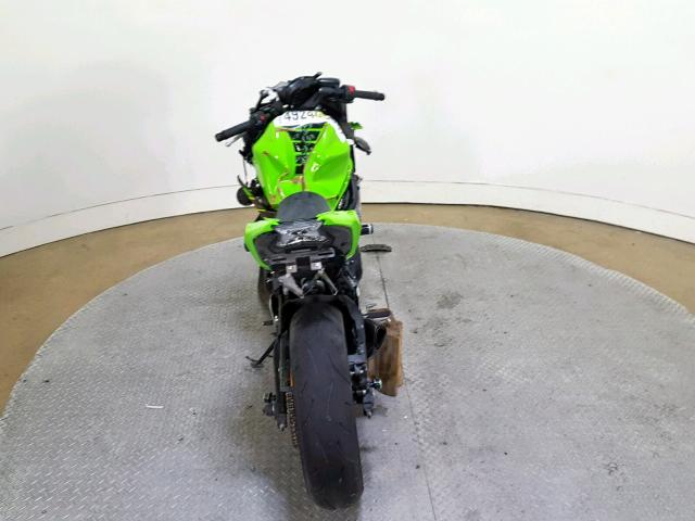 JKAEXEK19JDA13096 - 2018 KAWASAKI EX650 F GREEN photo 9