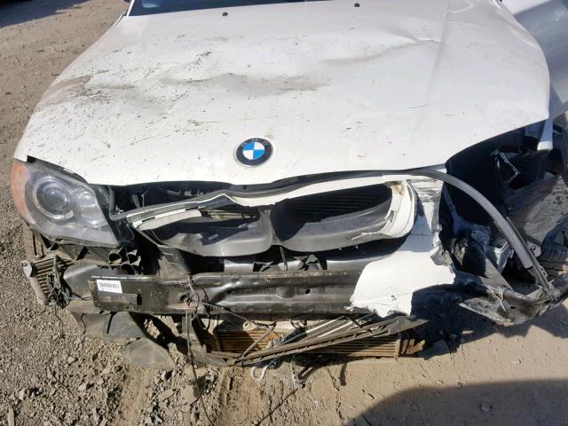 WBAUC73528VF25522 - 2008 BMW 135 I WHITE photo 7