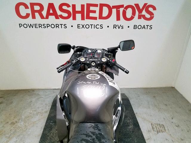 JS1GW71A442100958 - 2004 SUZUKI GSX1300 R GRAY photo 8