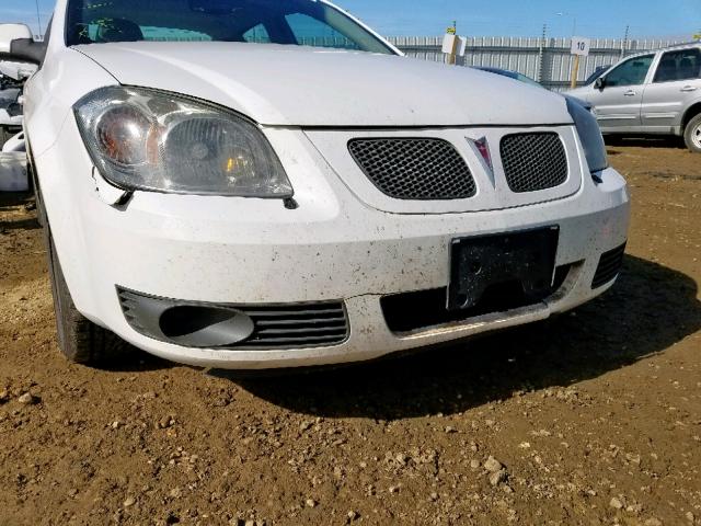 1G2AS58H397201440 - 2009 PONTIAC G5 SE WHITE photo 9