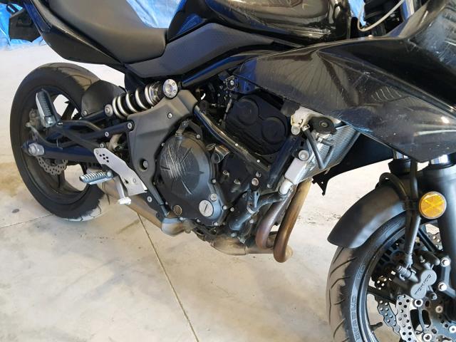 JKAEXEC19BDA69197 - 2011 KAWASAKI EX650 C 黑色 照片 7