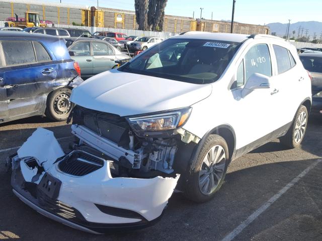 KL4CJASB2HB124604 - 2017 BUICK ENCORE PRE WHITE photo 2