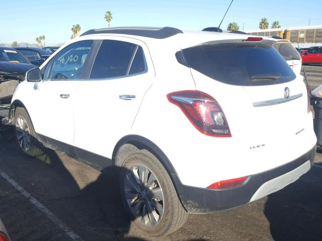 KL4CJASB2HB124604 - 2017 BUICK ENCORE PRE WHITE photo 3