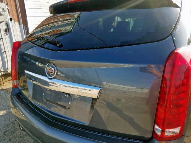 3GYFNEEY9AS639263 - 2010 CADILLAC SRX PERFOR GRAY photo 9