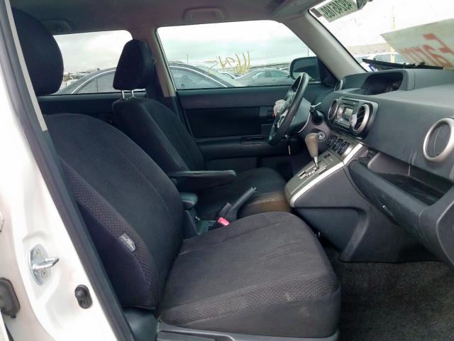 JTLZE4FE9A1110287 - 2010 TOYOTA SCION XB თეთრი ფოტო 5