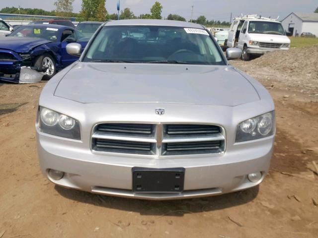 2B3CA3CV9AH196893 - 2010 DODGE CHARGER SX SILVER photo 9